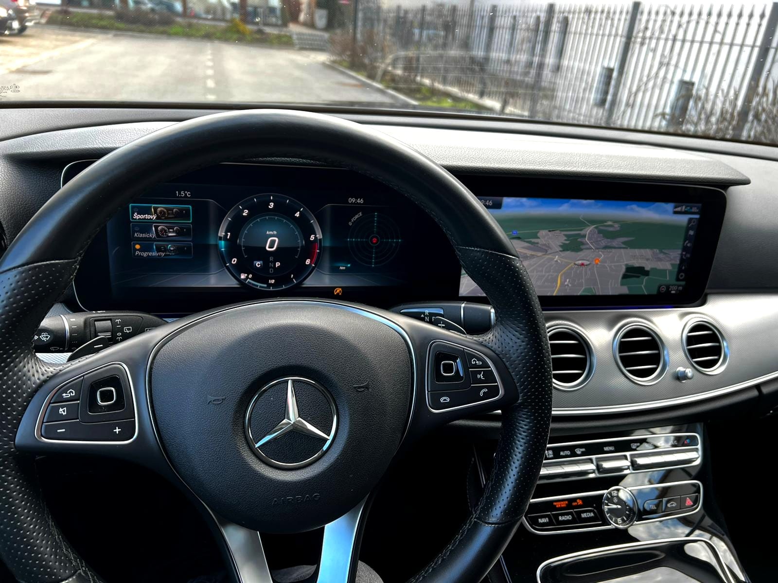 Mercedes-Benz E220d 143kw/194PS