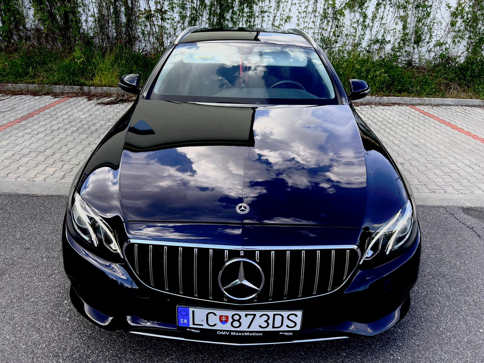 Mercedes-Benz E220d 143kw/194PS