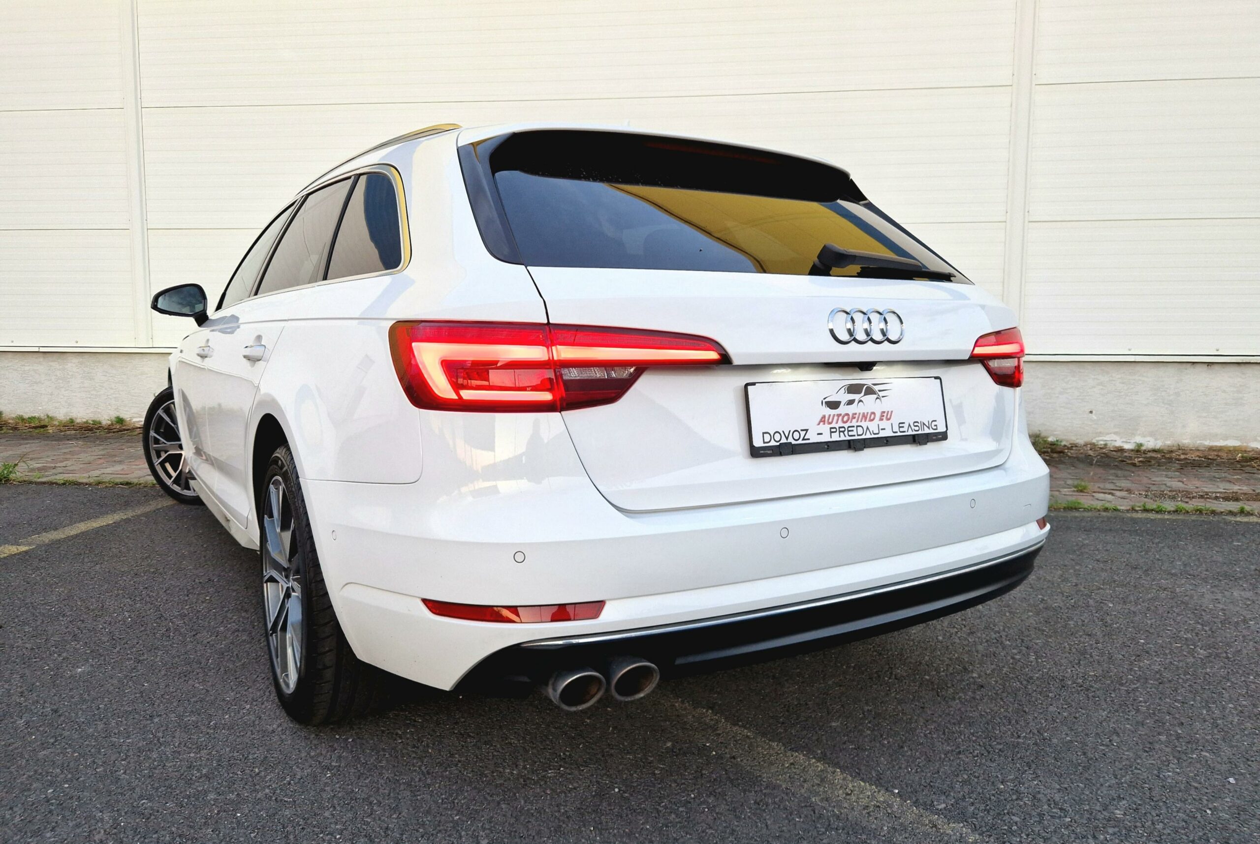 AUDI A4 AVANT 3.0 TDI 200KW/272PS QUATTRO S-LINE TIPTRONIC