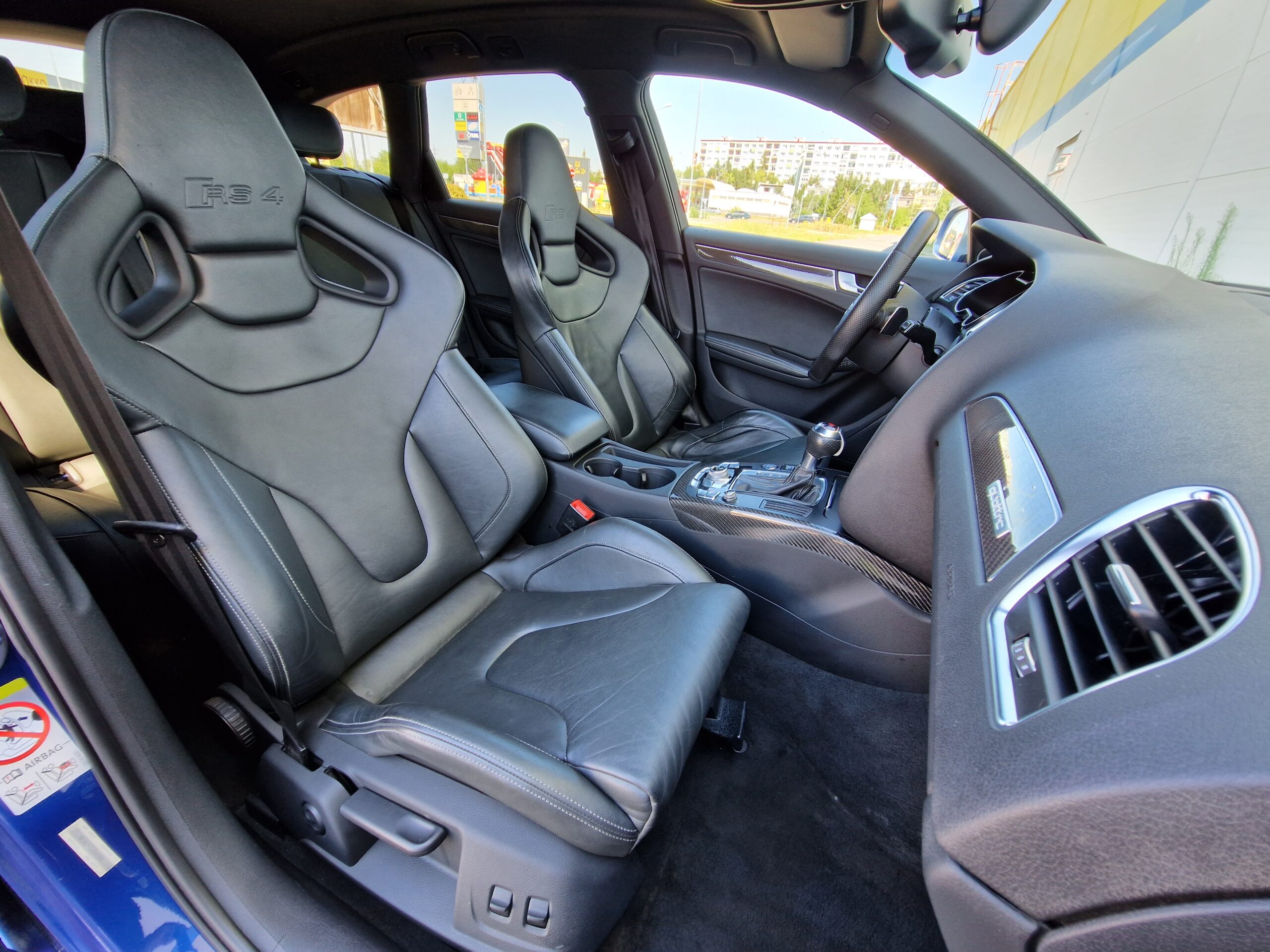 AUDI RS4 AVANT 4,2 FSI 450PS V8 QUATTRO 2013