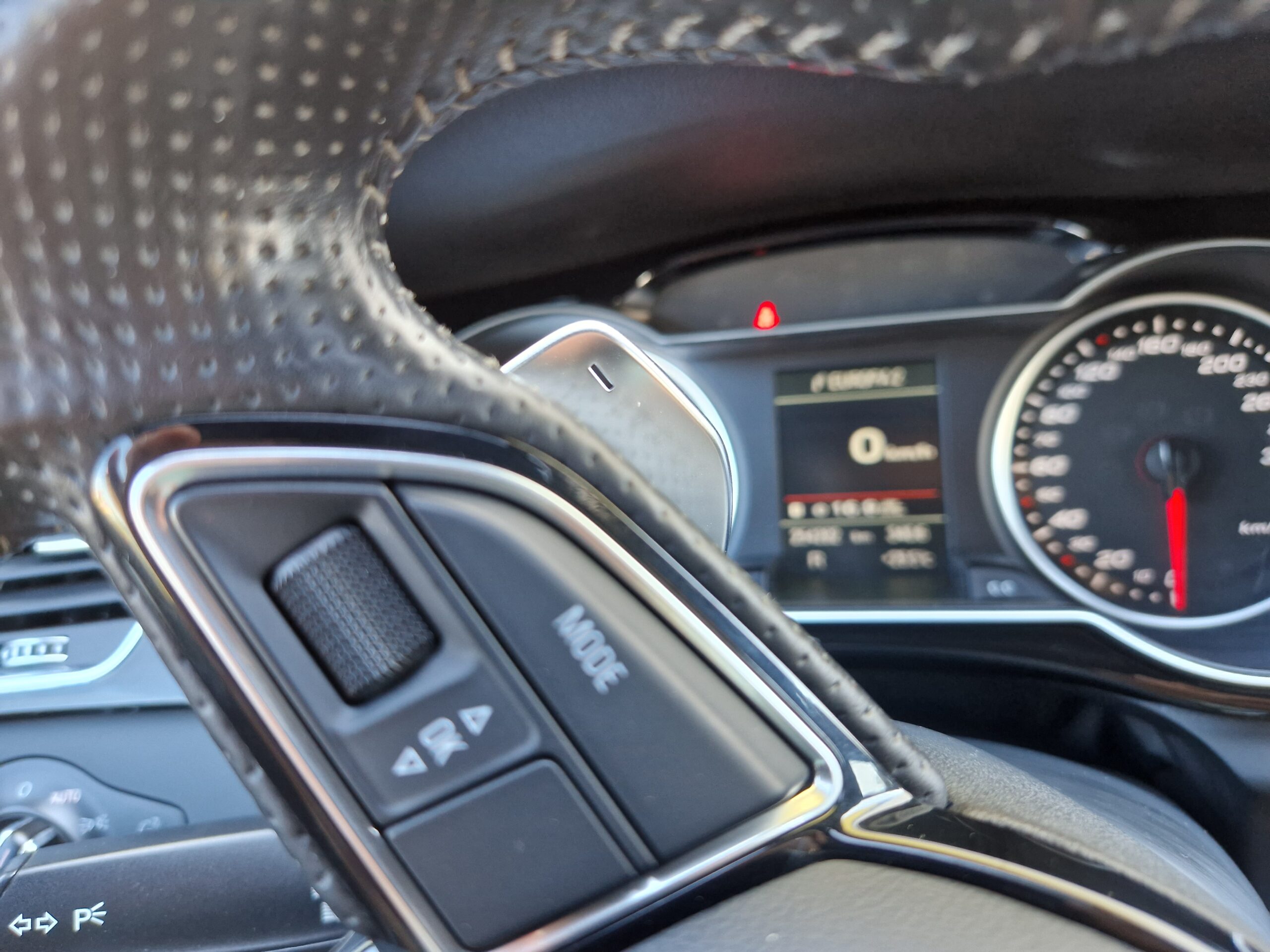 AUDI RS4 AVANT 4,2 FSI 450PS V8 QUATTRO 2013