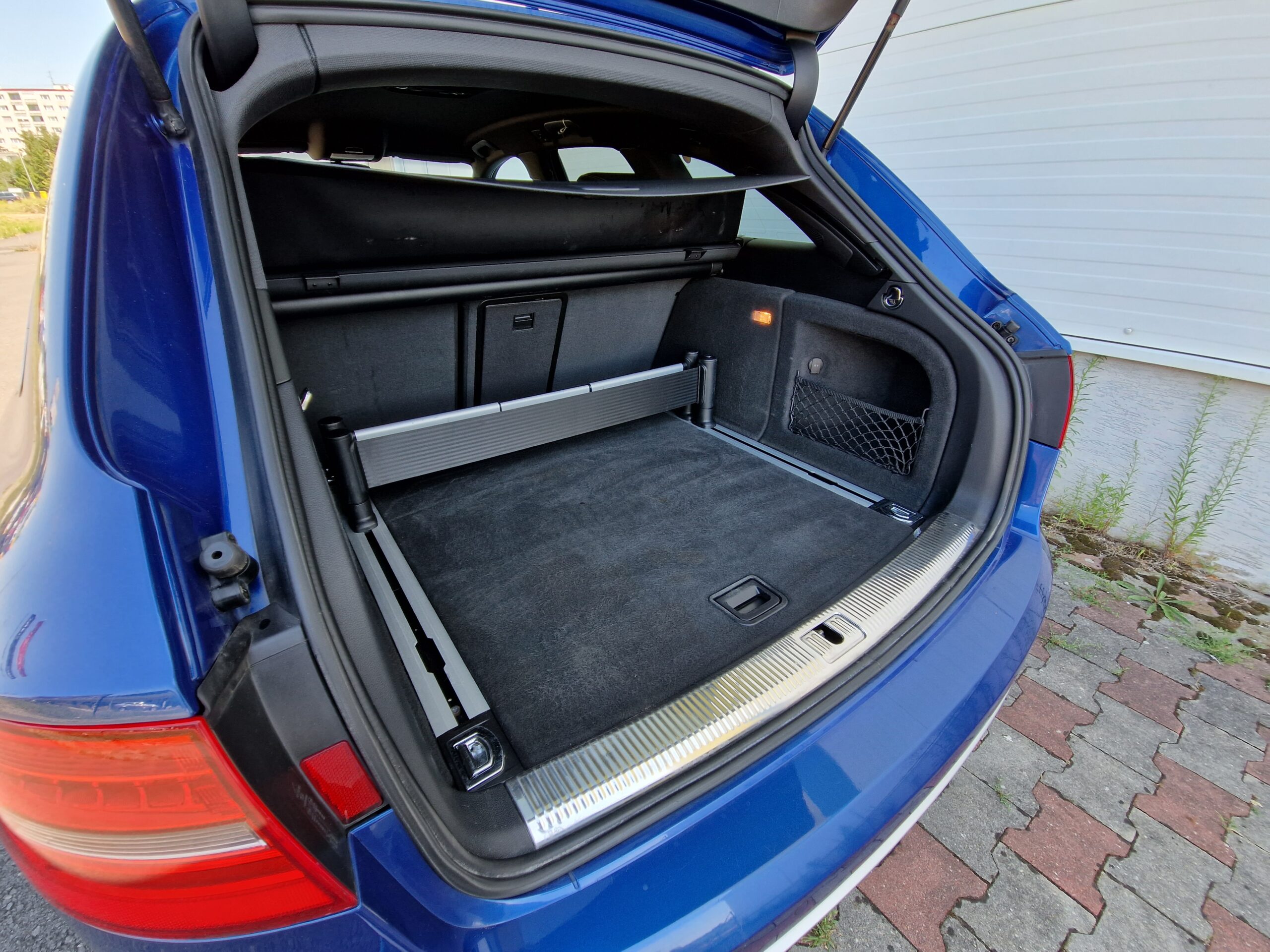 AUDI RS4 AVANT 4,2 FSI 450PS V8 QUATTRO 2013