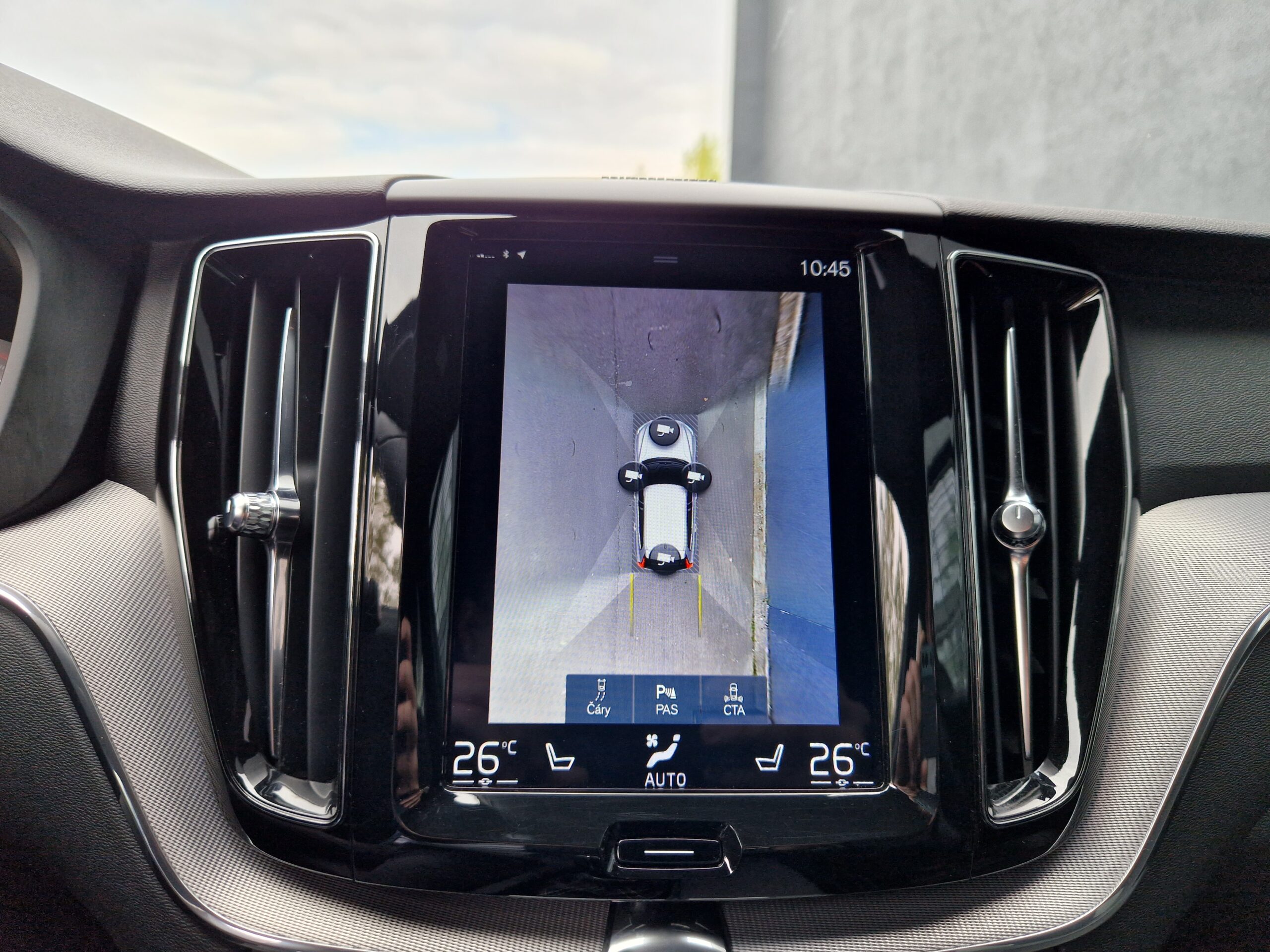 VOLVO XC T5 60 R-DESIGN AWD 2018 MOŽNÝ ODPOČET DPH