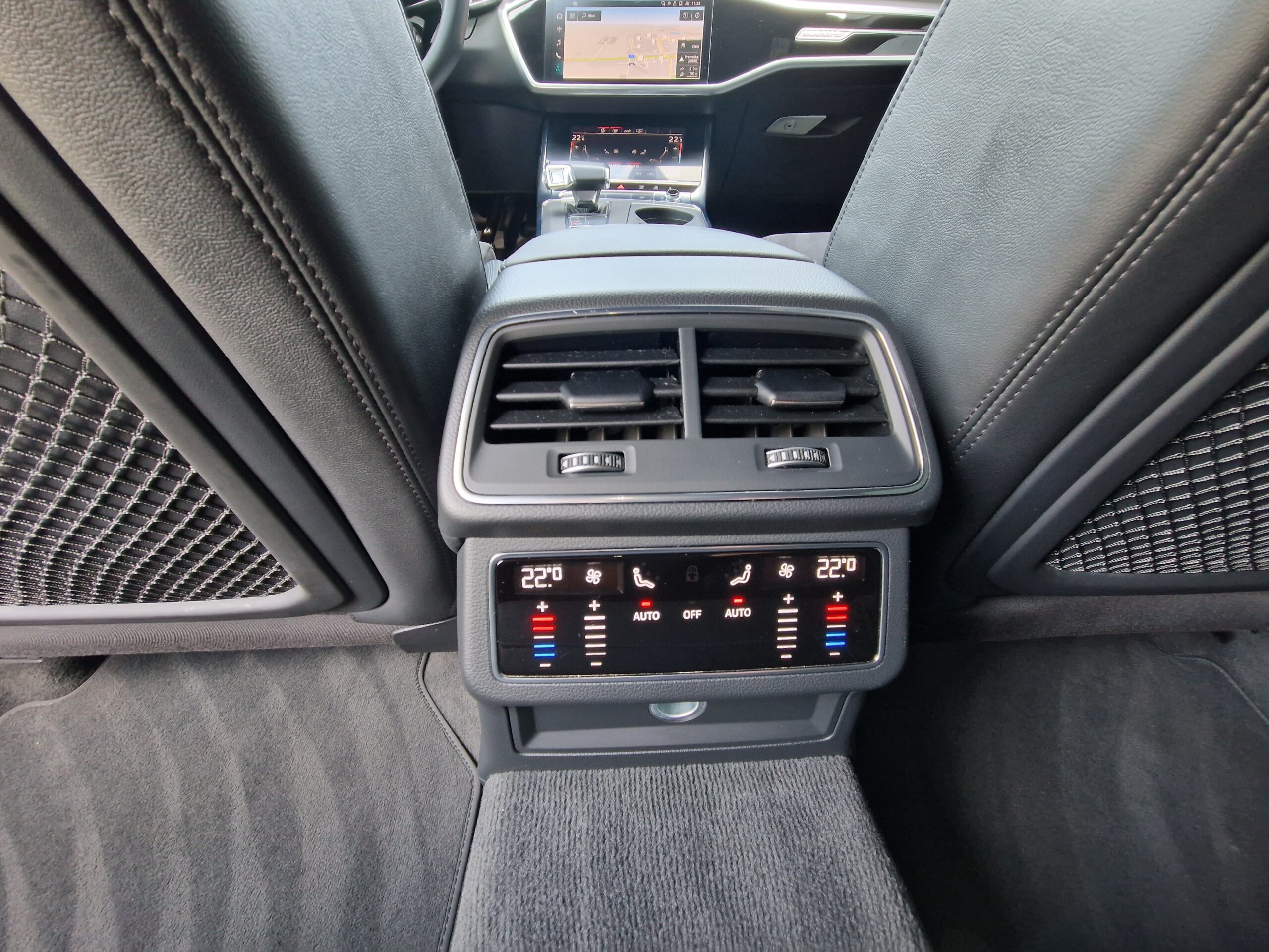 AUDI A6 AVANT 50 3.0TDI SPORT QUATTRO 286 PS MOŽNÝ ODPOČET DPH